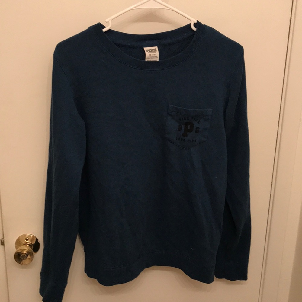 Pull over sweatshirt